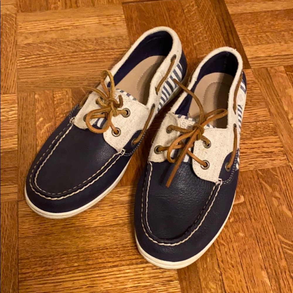 Women’s Navy and White Boat Shoes with Brown Laces